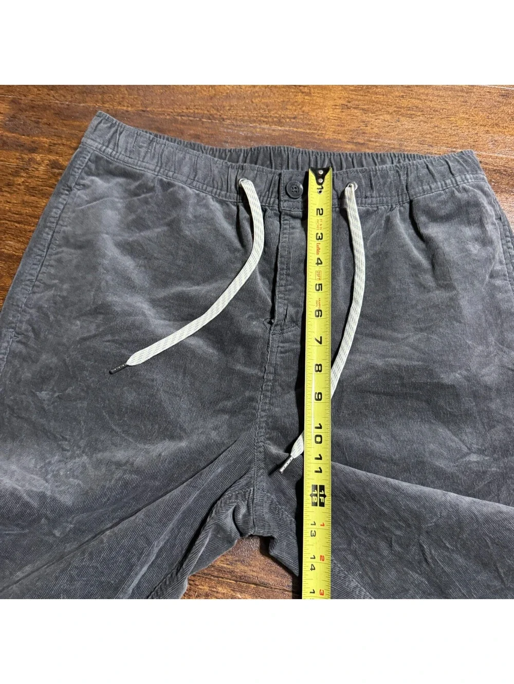 Vuori Optimist Corduroy Pants Mens Large Dark Grey Tapered Stretch V440 30